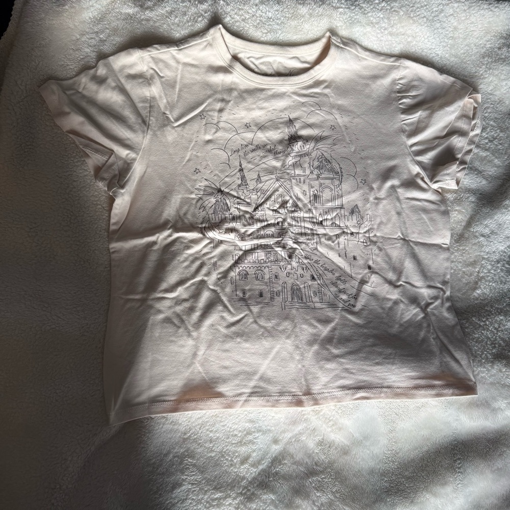Taylor Swift Speak Now Baby Tee XL NWT - Picture 3 of 9